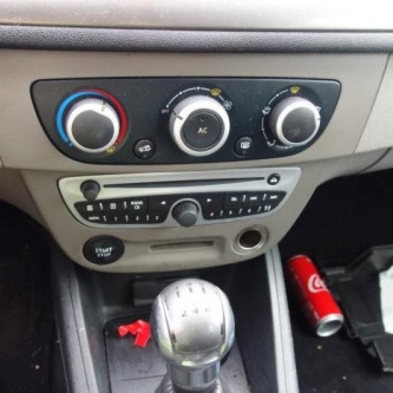 Interrupteur de leve vitre avant droit RENAULT MEGANE 3 Photo n°11