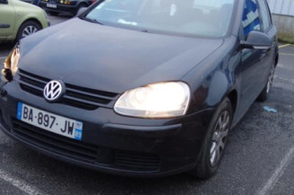 Pretensionneur de ceinture avant droit VOLKSWAGEN GOLF 5