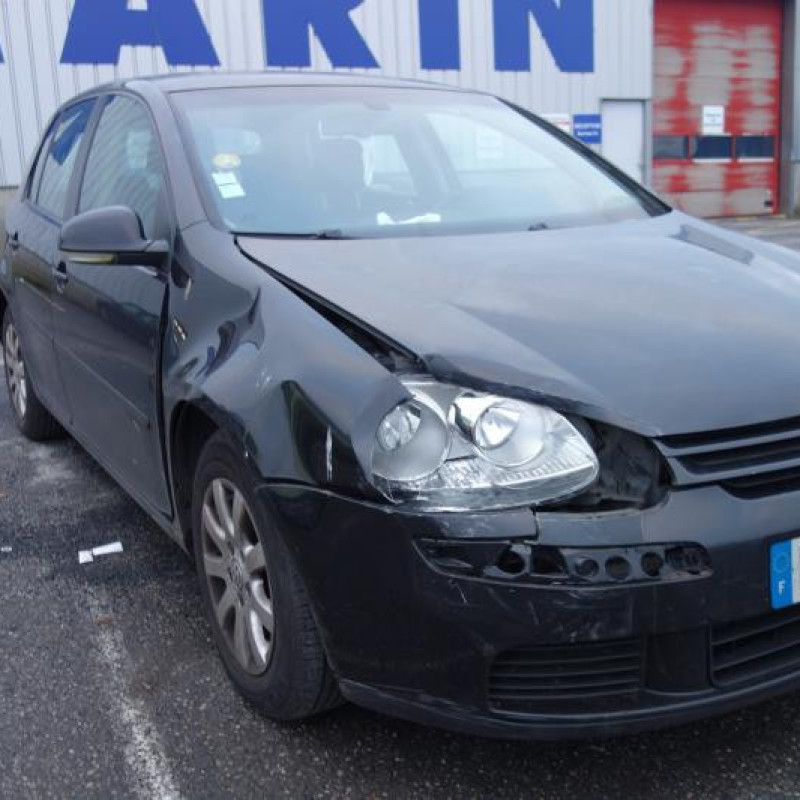 Pretensionneur de ceinture avant droit VOLKSWAGEN GOLF 5 Photo n°5