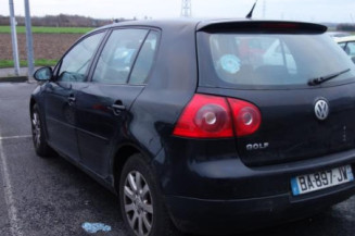 Pretensionneur de ceinture avant droit VOLKSWAGEN GOLF 5