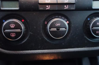 Pretensionneur de ceinture avant droit VOLKSWAGEN GOLF 5