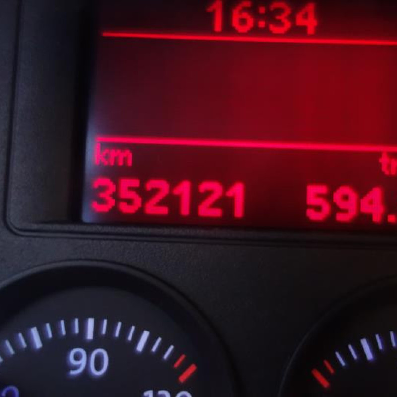 Pretensionneur de ceinture avant droit VOLKSWAGEN GOLF 5 Photo n°11