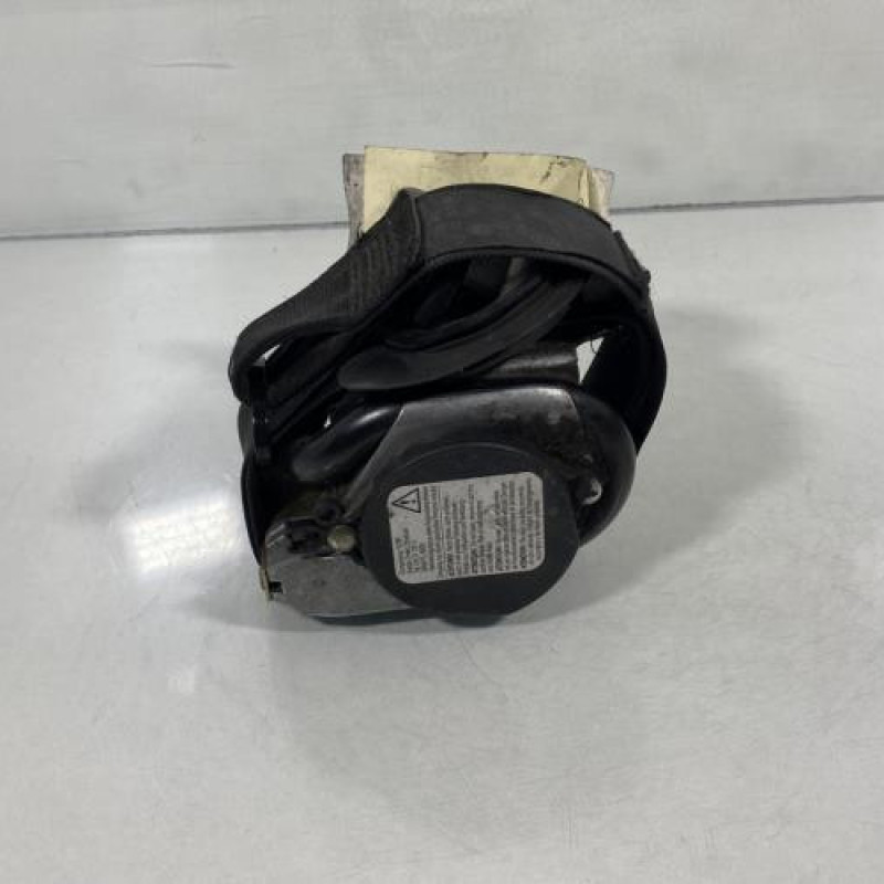 Pretensionneur de ceinture avant gauche VOLKSWAGEN GOLF 5 Photo n°1