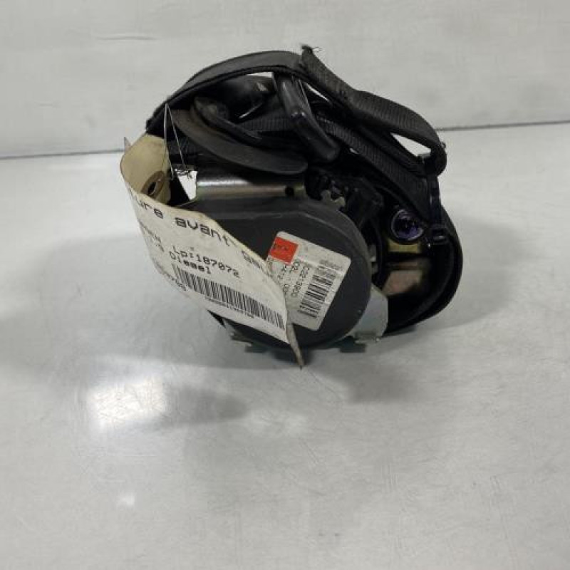Pretensionneur de ceinture avant gauche VOLKSWAGEN GOLF 5 Photo n°3