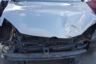 Pretensionneur de ceinture avant gauche VOLKSWAGEN GOLF 5