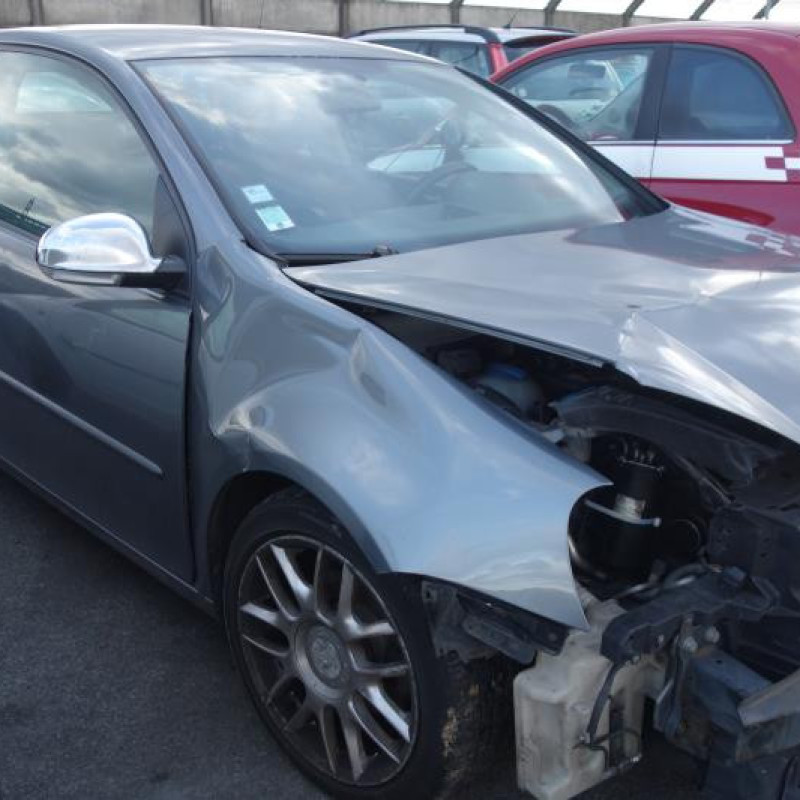 Pretensionneur de ceinture avant gauche VOLKSWAGEN GOLF 5 Photo n°6