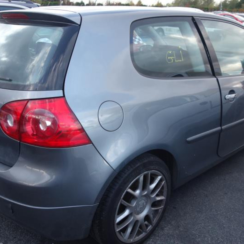 Pretensionneur de ceinture avant gauche VOLKSWAGEN GOLF 5 Photo n°7