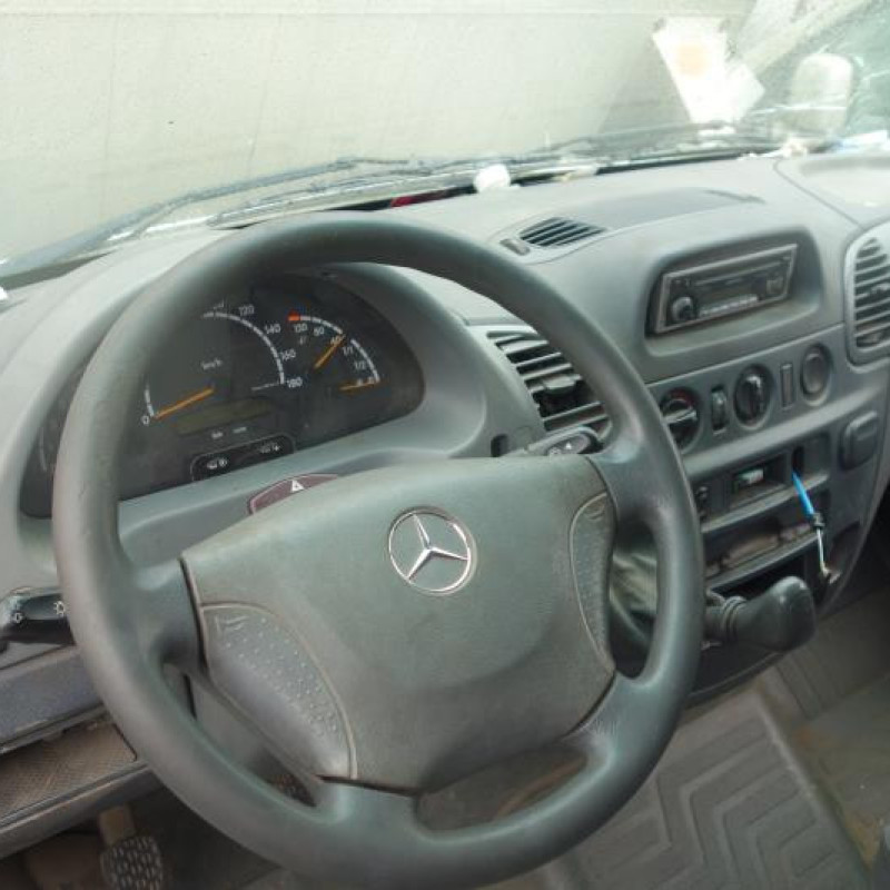 Poignee porte avant gauche MERCEDES SPRINTER 1 Photo n°9