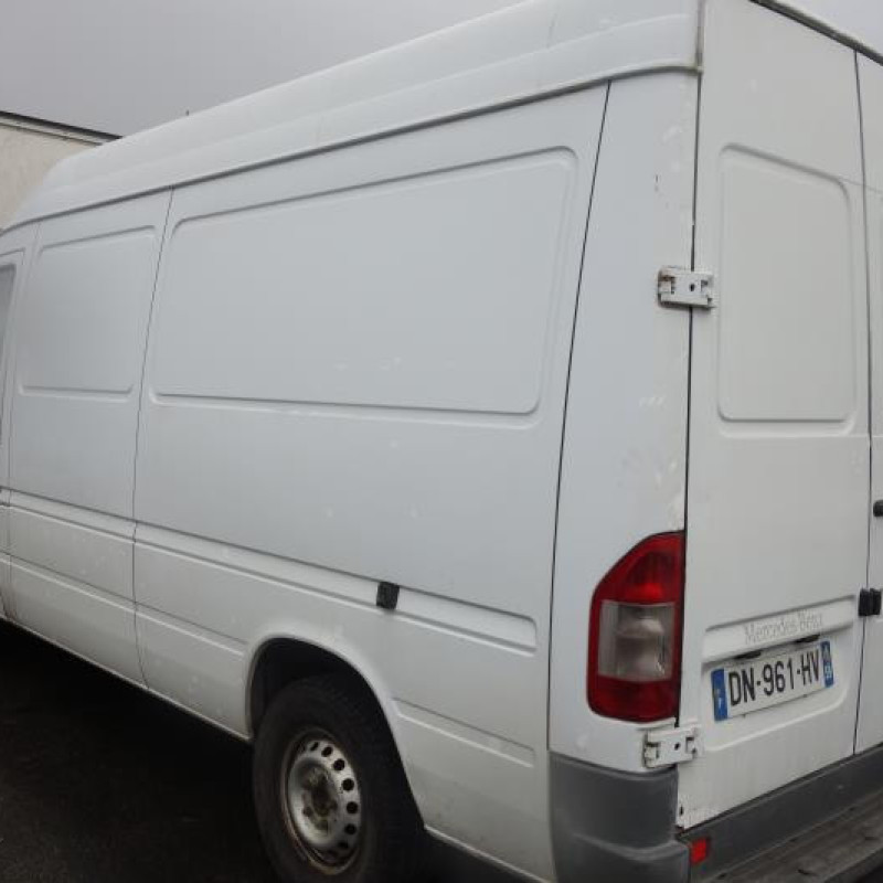 Pompe lave glace avant MERCEDES SPRINTER 1 Photo n°7