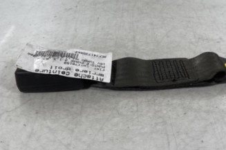 Attache ceinture arriere droit FIAT PUNTO 2