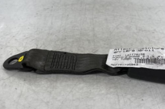 Attache ceinture arriere droit FIAT PUNTO 2