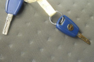 Ceinture arriere gauche FIAT PUNTO 2