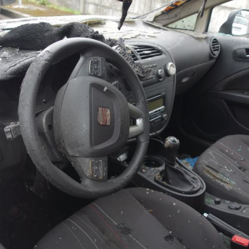 Renfort pare choc arriere (traverse) SEAT LEON 2 Photo n°6