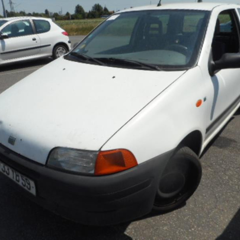 Pretensionneur de ceinture avant droit FIAT PUNTO 1 Photo n°4