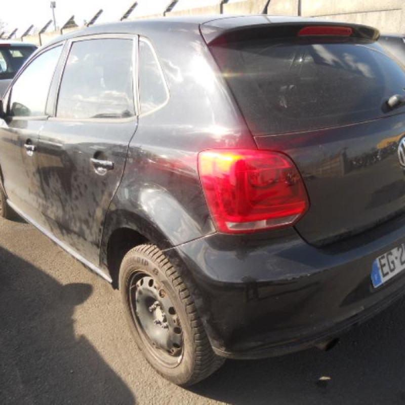 Serrure avant gauche VOLKSWAGEN POLO 5 Photo n°8