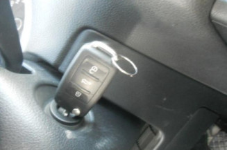 Serrure avant gauche VOLKSWAGEN POLO 5