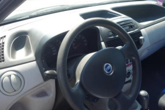 Pretensionneur de ceinture avant gauche FIAT PUNTO 2