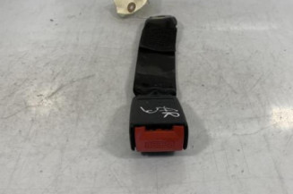 Attache ceinture arriere droit CITROEN AX