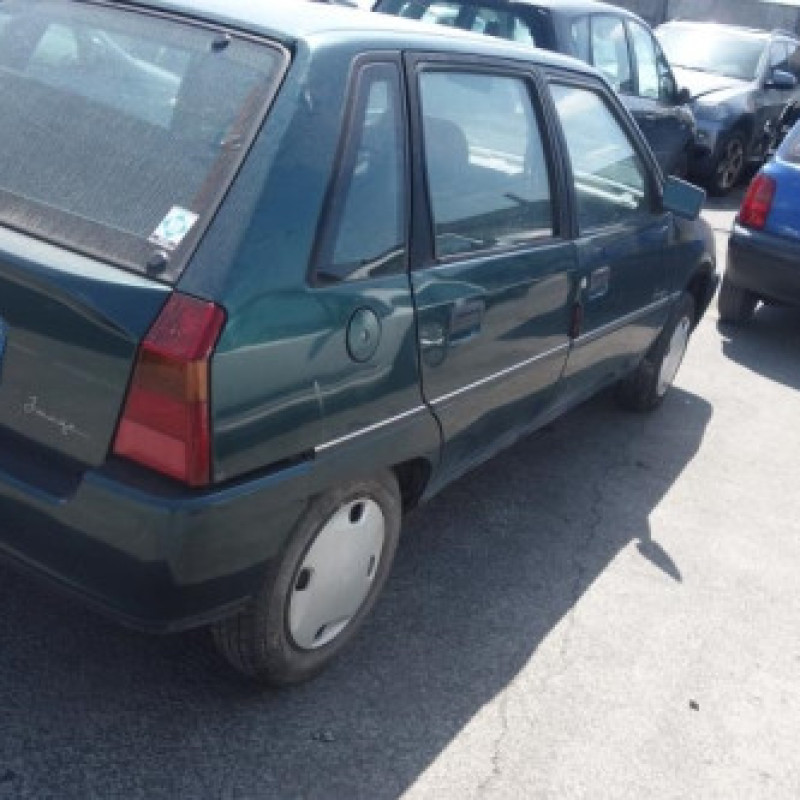 Attache ceinture arriere droit CITROEN AX Photo n°7