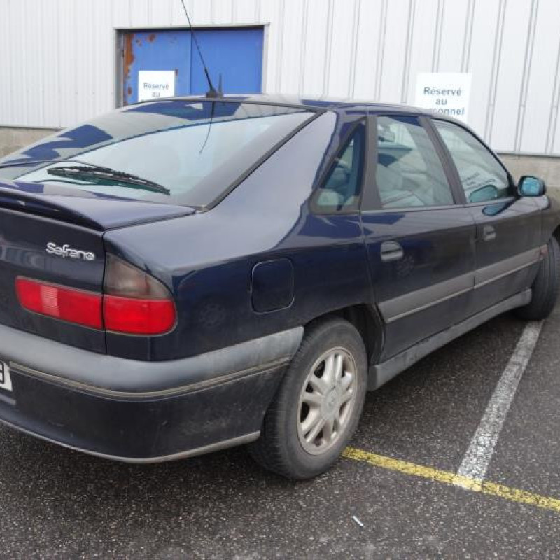 Porte avant droit RENAULT SAFRANE Photo n°5