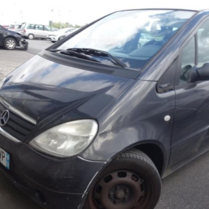 Pretensionneur de ceinture arriere gauche MERCEDES CLASSE A 168 Photo n°4