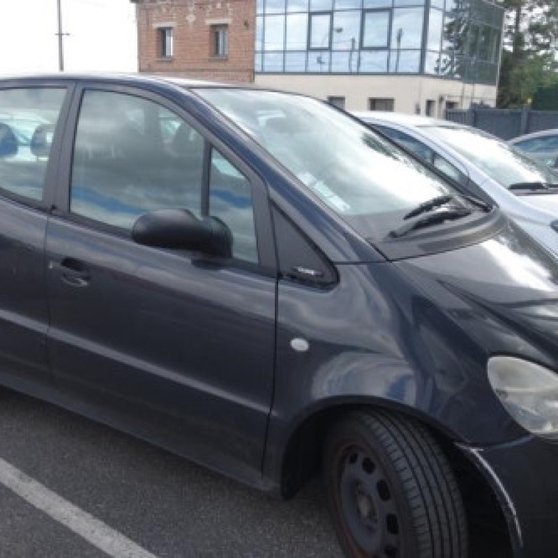Pretensionneur de ceinture arriere gauche MERCEDES CLASSE A 168 Photo n°5