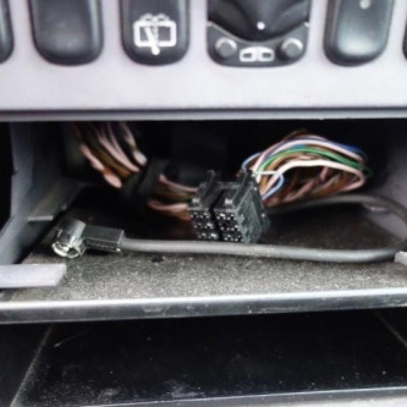 Pretensionneur de ceinture arriere gauche MERCEDES CLASSE A 168 Photo n°10