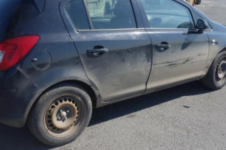 Pretensionneur de ceinture avant droit OPEL CORSA D