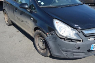 Pretensionneur de ceinture avant droit OPEL CORSA D