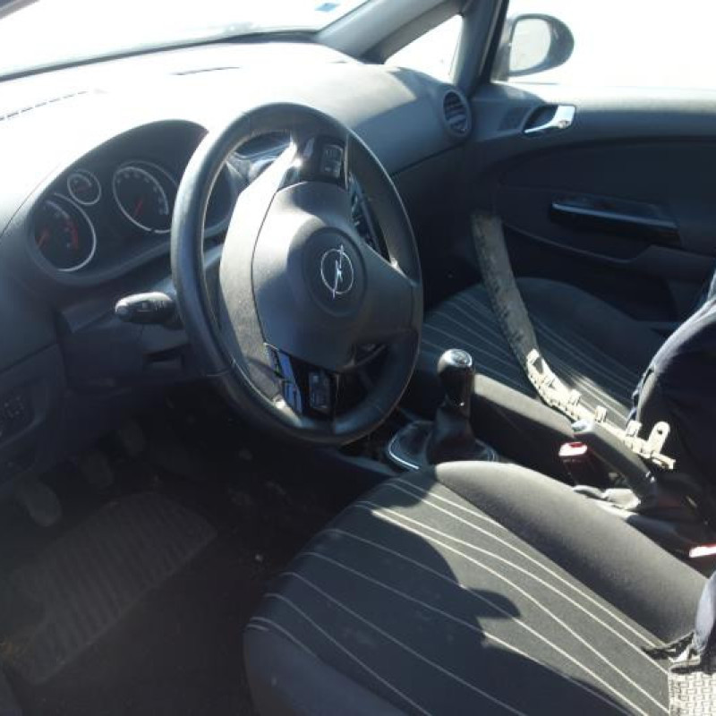 Pretensionneur de ceinture avant droit OPEL CORSA D Photo n°8