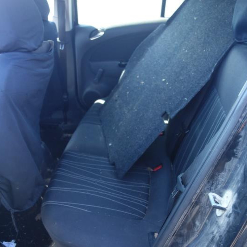 Pretensionneur de ceinture avant droit OPEL CORSA D Photo n°9