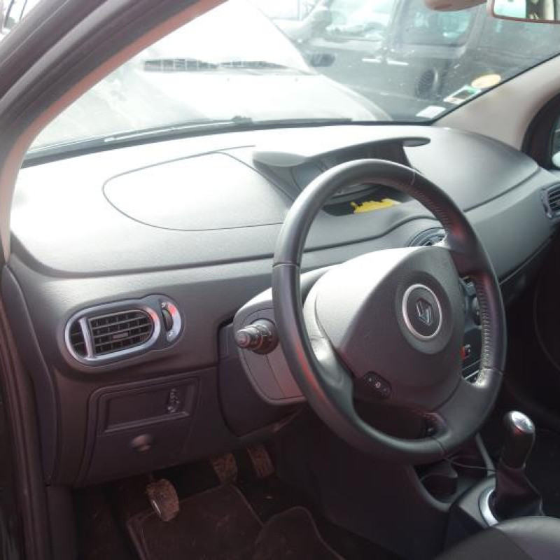 Renfort pare choc arriere (traverse) RENAULT GRAND MODUS Photo n°6