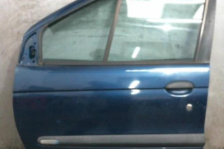 Porte avant gauche RENAULT SCENIC 1 Photo n°1