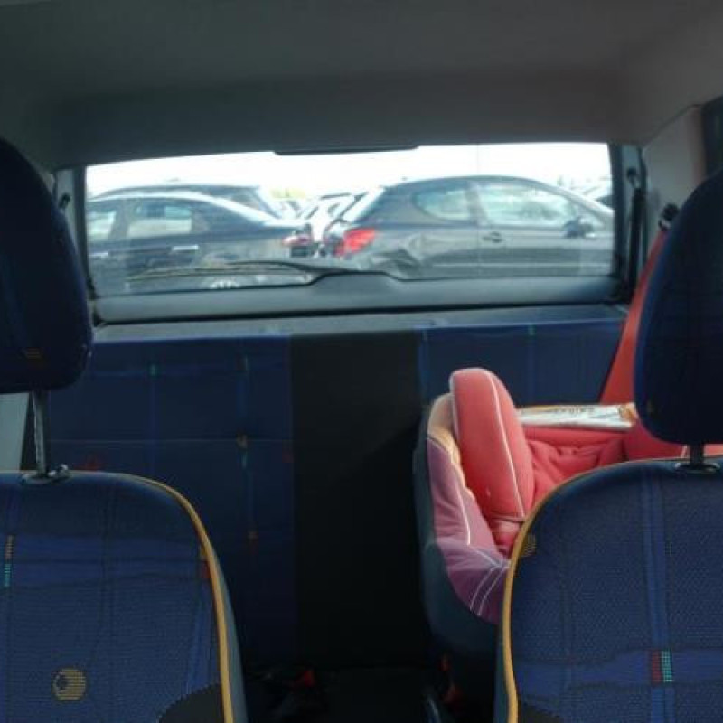 Ceinture arriere gauche CITROEN SAXO Photo n°10