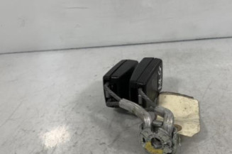 Attache ceinture arriere gauche VOLKSWAGEN PASSAT 5