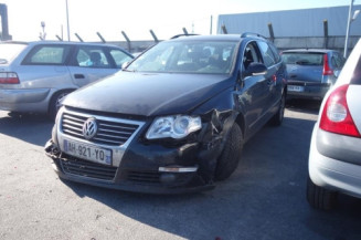 Becquet VOLKSWAGEN PASSAT 5 Photo n°1