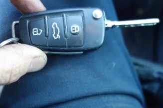 Attache ceinture avant droit AUDI A3 2
