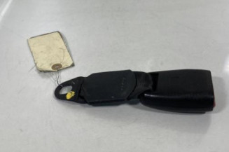 Attache ceinture arriere droit CHRYSLER VOYAGER 4