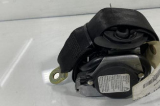 Pretensionneur de ceinture avant gauche VOLKSWAGEN GOLF 5