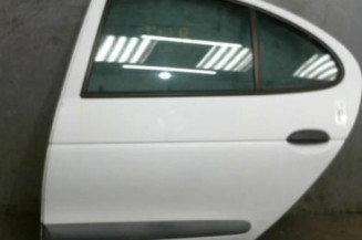 Porte arriere gauche RENAULT MEGANE 1 Photo n°1