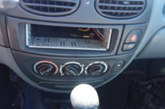 Bouton de warning RENAULT MEGANE 1