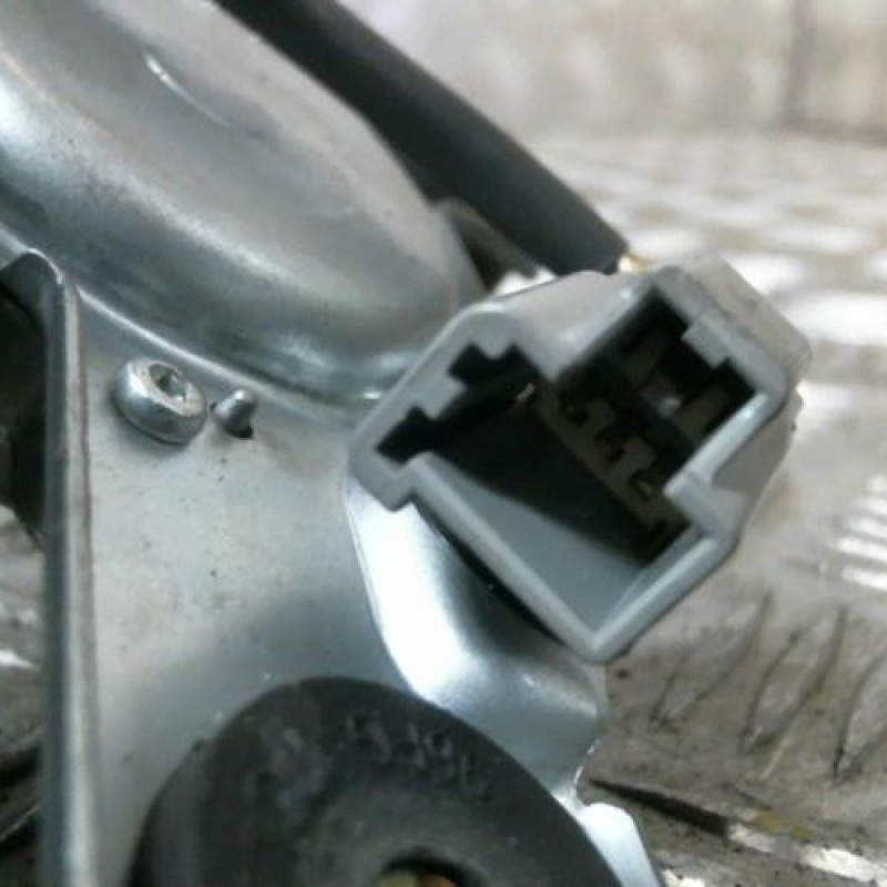Moteur essuie glace arriere FORD MONDEO 2 Photo n°2