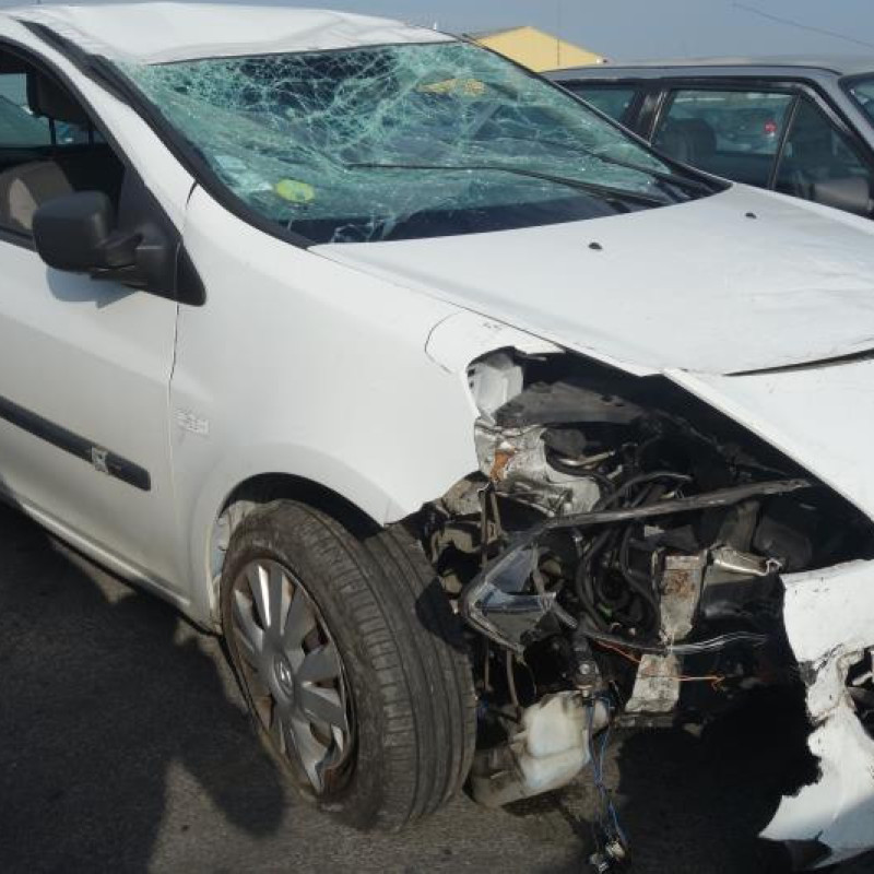 Leve vitre electrique avant gauche RENAULT CLIO 3 Photo n°4