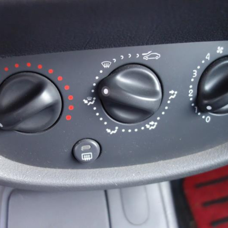 Leve vitre mecanique avant droit RENAULT CLIO 2 Photo n°6