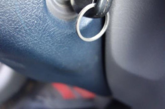 Leve vitre mecanique avant droit RENAULT CLIO 2