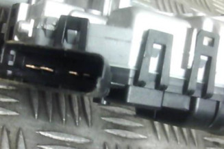 Moteur essuie glace avant PEUGEOT PARTNER 2