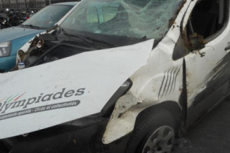 Moteur essuie glace avant PEUGEOT PARTNER 2