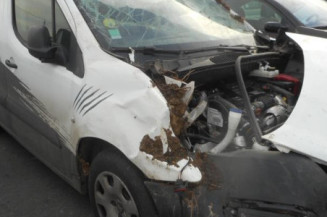 Moteur essuie glace avant PEUGEOT PARTNER 2