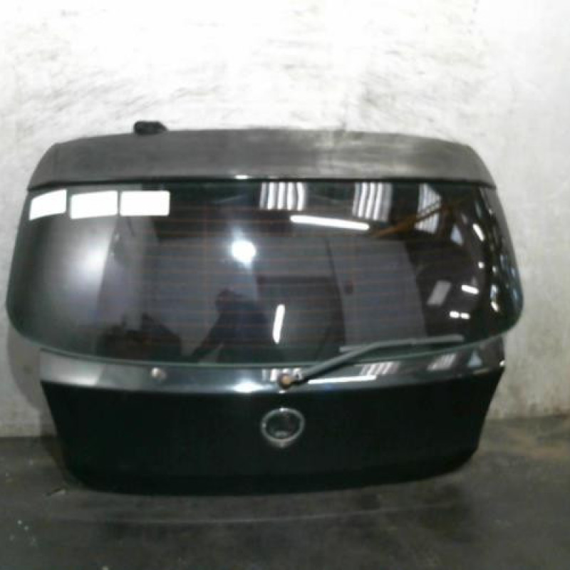 Malle/Hayon arriere BMW SERIE 1 E87 Photo n°1