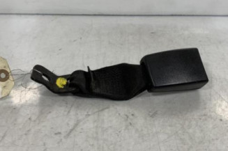 Attache ceinture arriere gauche BMW SERIE 1 E87